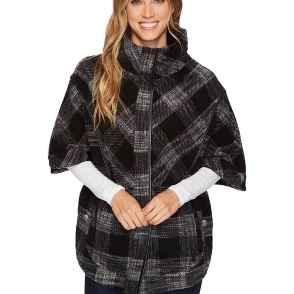 Smartwool Merino Wool Blend Plaid Zip Up Poncho Jacket M  Black Gray Funnel Neck